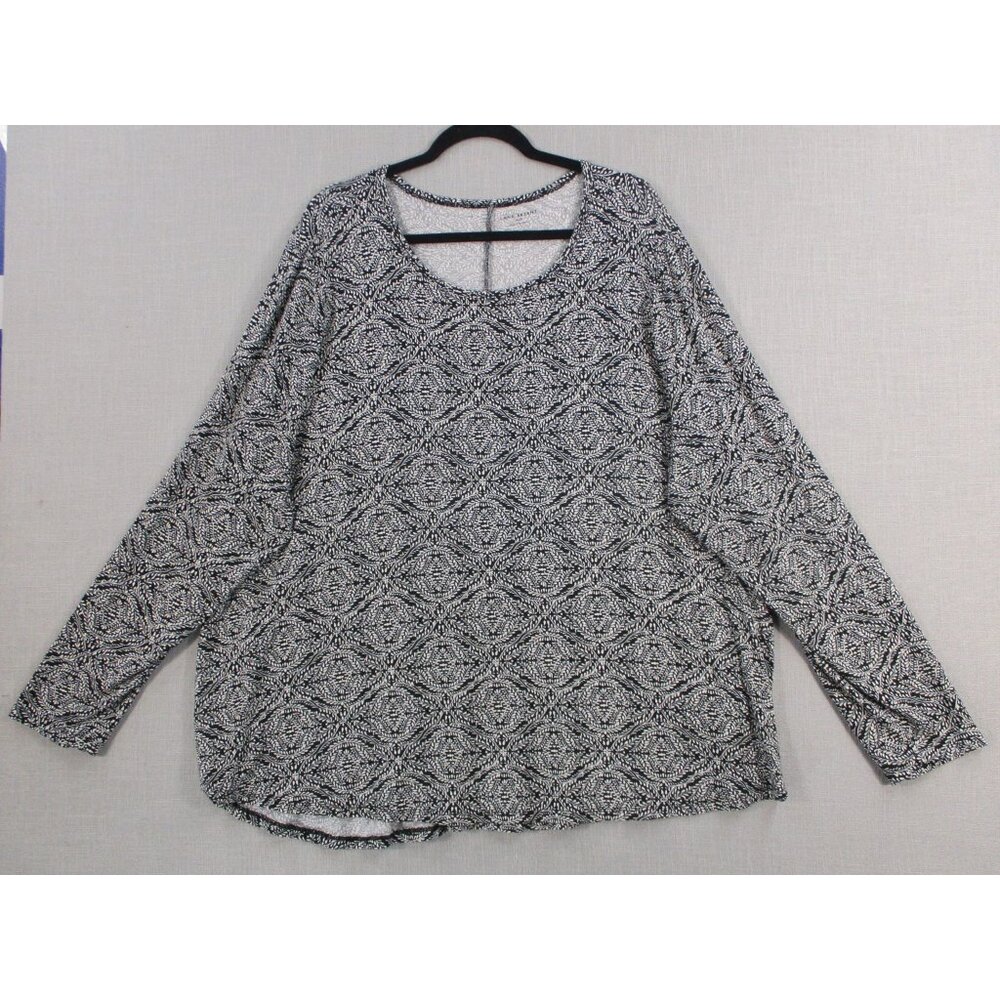 Lane Bryant Plus Size 26/28 Black‎ & White Long Sleeve Top With Geometric Print